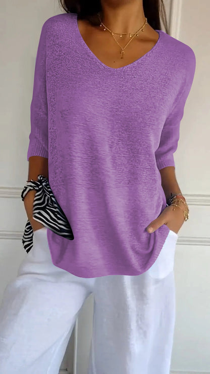 JILL | Timeless V-Neck Top