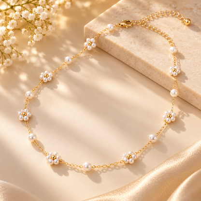 Elegant Pearl Flower Necklace