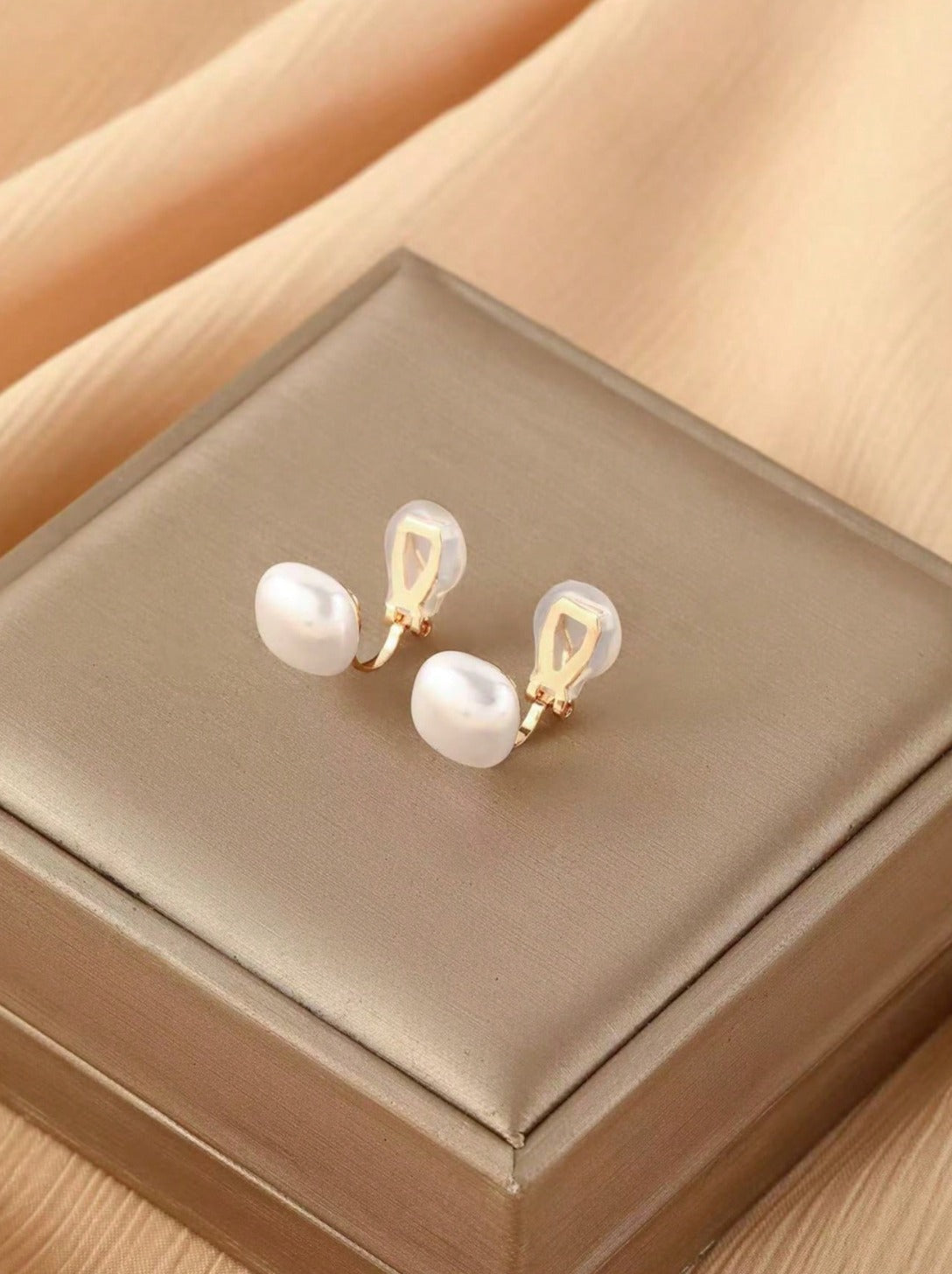 Breast Cancer Awareness | Clip In Pearl Collection - 1+1 Free Today