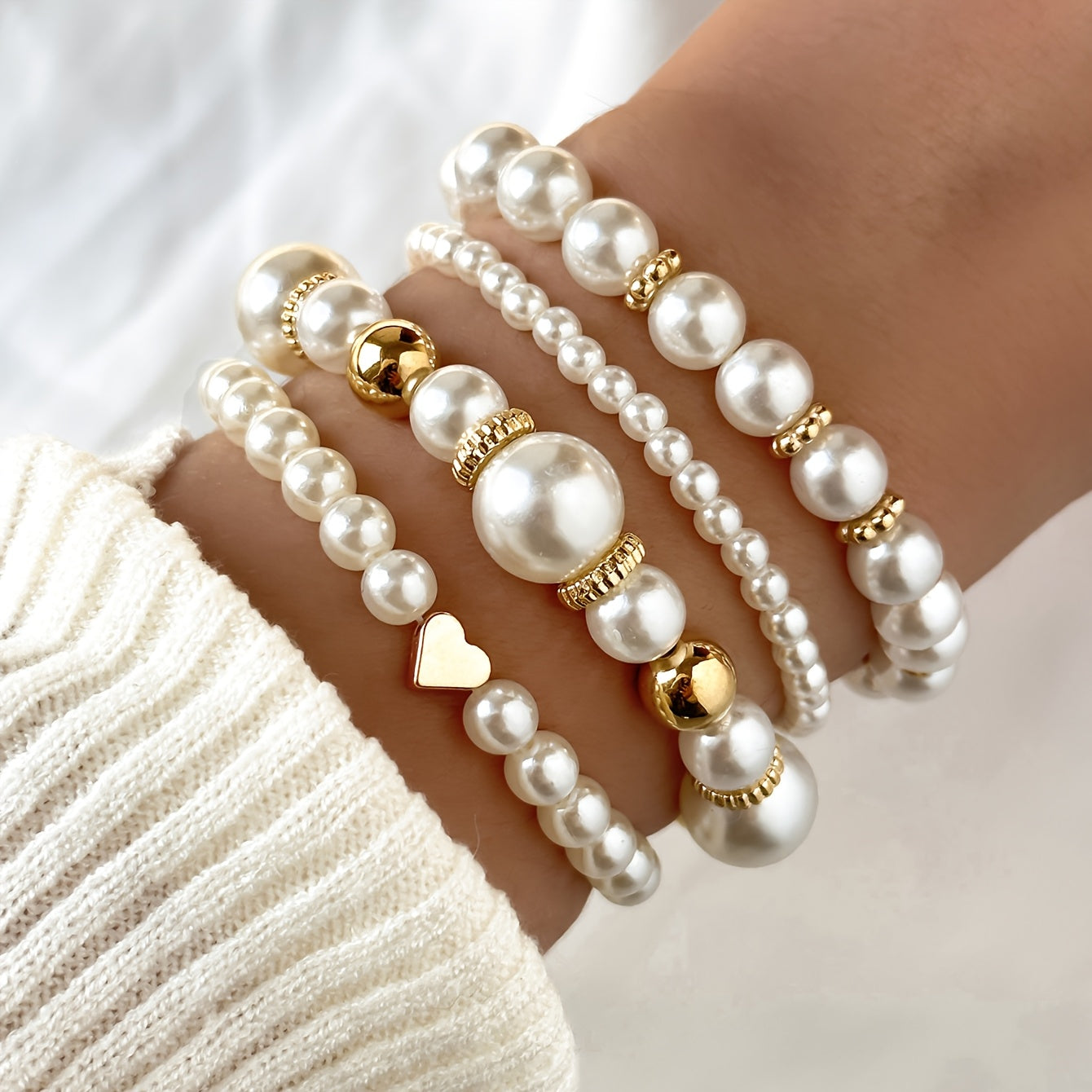 Classy Pearl Heart Bracelet Set