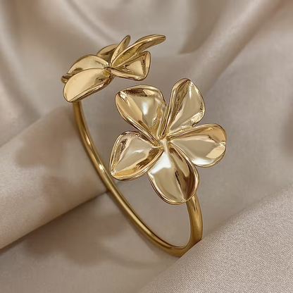 Adjustable Gold Blossom Bracelet