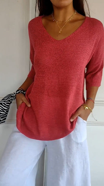 JILL | Timeless V-Neck Top